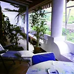 Casa La Rosa * Leni