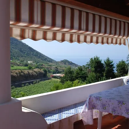 Dom wakacyjny Casa La Rosa Leni