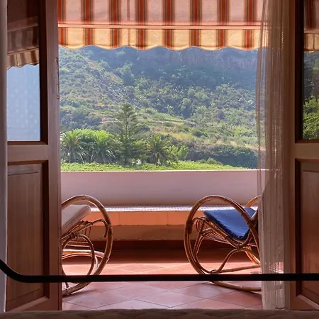 Feriehus Casa La Rosa *