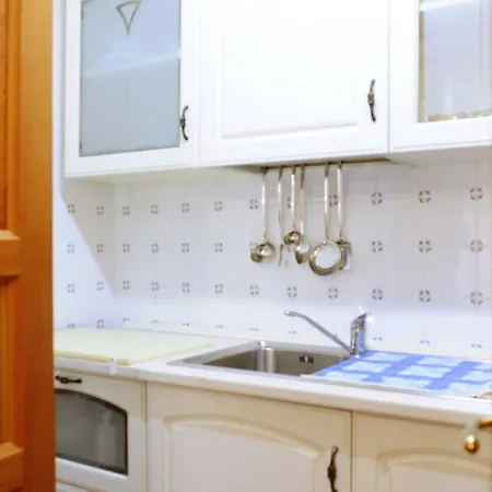 Casa La Rosa Feriehus Leni