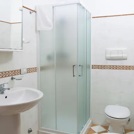 Casa La Rosa 度假居 雷妮